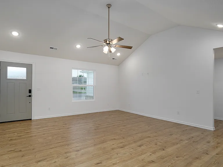 1338 S Tanner Dr — Photo 23
