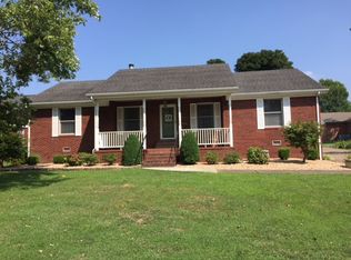 1113 Fairlane Dr, Murray, KY 42071