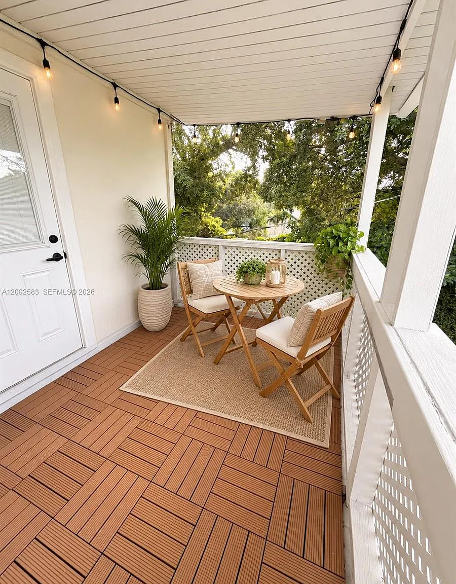 2 bed, 1.0 bath, 1920 sqft, $2,395 — Photo 3