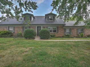 1801 Broadmoor Rd, Johnson City, TN 37604