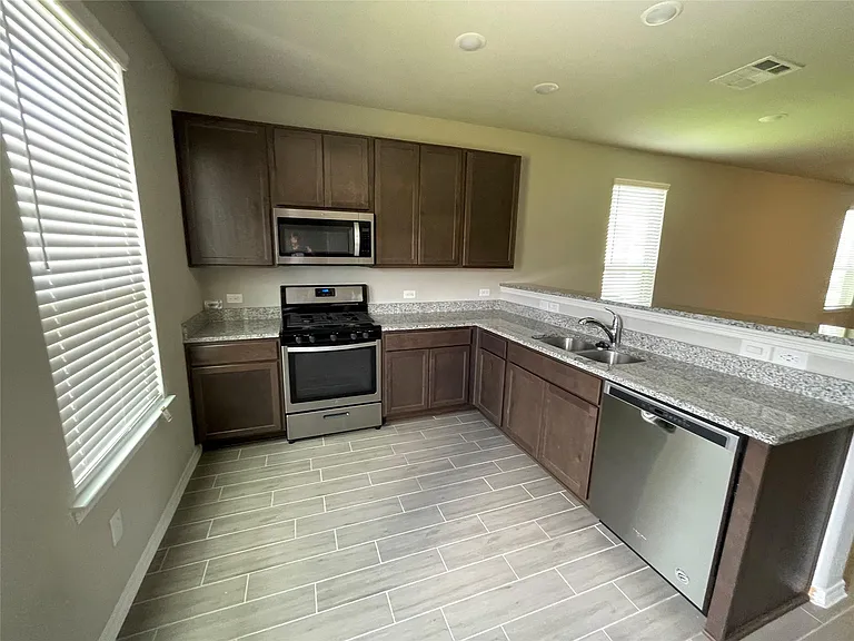 25526 Northpark Spruce Dr — Photo 6