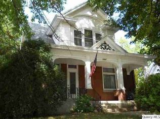 1107 Chestnut St, Quincy, IL 62301