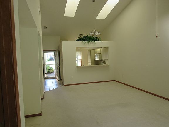 3rd image of 3737 Sawgrass Dr