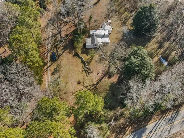 438 Fenton Mill Rd, Williamsburg, VA 23188