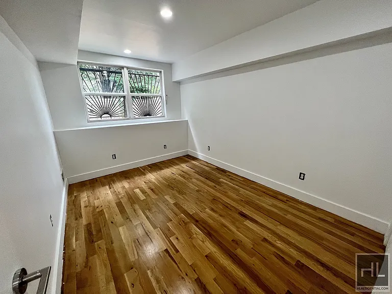 225 Macdougal St #1 — Photo 7