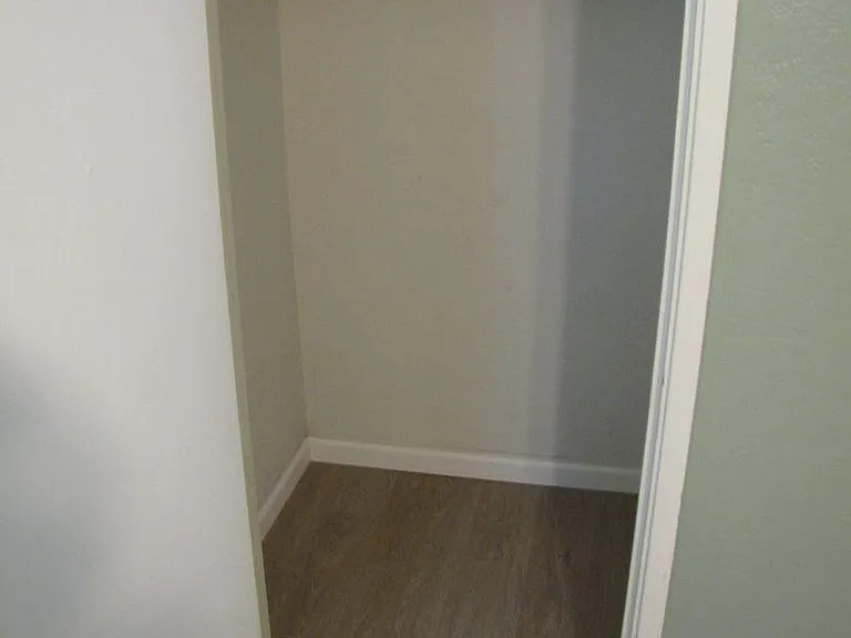 2520 S St #7 — Photo 7