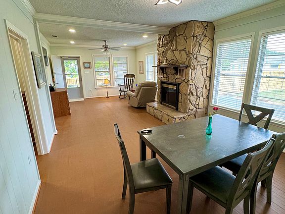 3rd image of 4313 Connie Dr