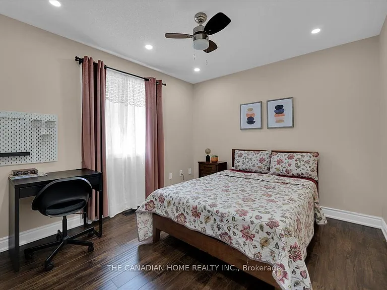 33 Denali Cres — Photo 37