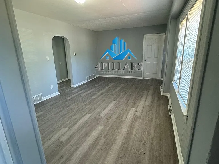 5091 Central Ave — Photo 14