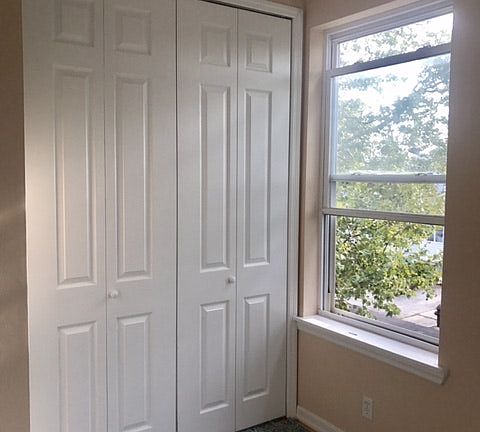 Master BDR with high ceiling closets (4)