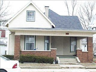 1st image of 128 1st St