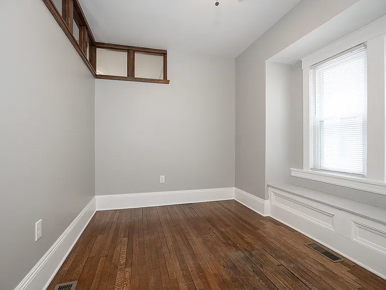 6915 Franklin Blvd Unit D — Photo 9