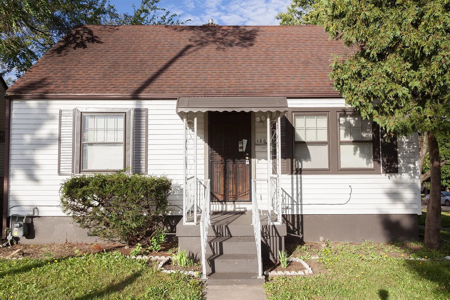 1201 S Edwin C Moses Blvd photo 1