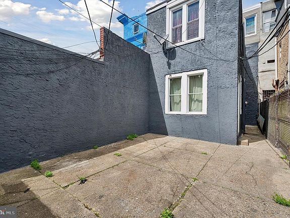 3rd image of 3339 Kensington Ave