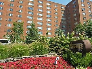 1st image of 11820 Edgewater Dr APT 120