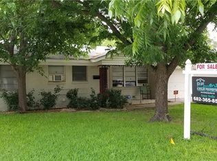 5600 Westhaven Dr, Fort Worth, TX 76132