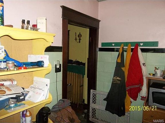 3rd image of 3108 Chippewa St