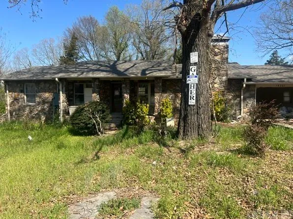 15201 Terrace Dr, Mabelvale, AR 72103
