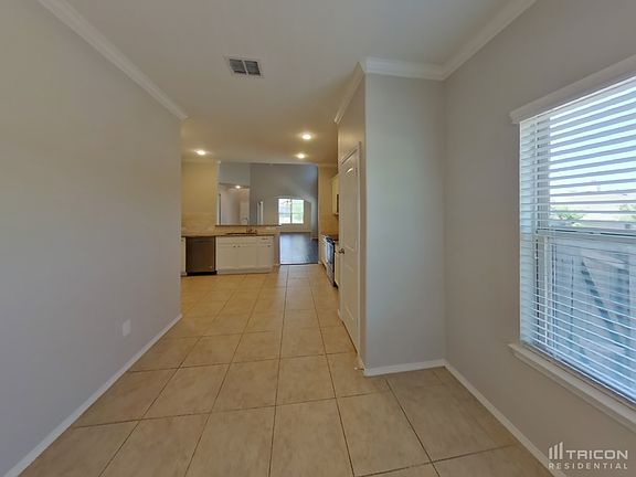 5th image of 5860 Japonica St