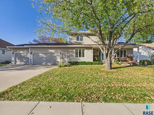 2900 E 52nd St, Sioux Falls, SD 57103