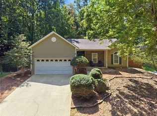 5823 N Cove Rd, Gainesville, GA 30504