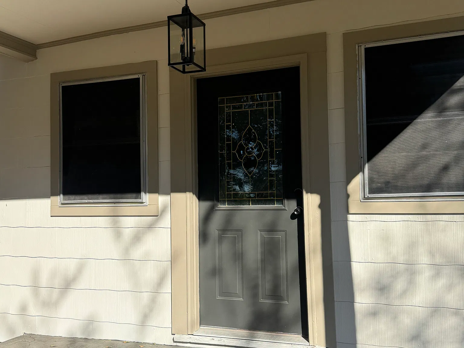3 bed, 1604 sqft, $1,600 — Photo 2
