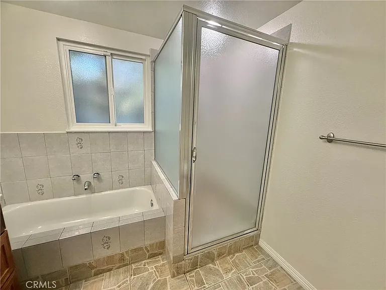 61 E Orange Grove Ave — Photo 42