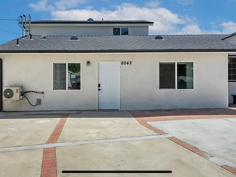Ranchito Ave — Photo 14