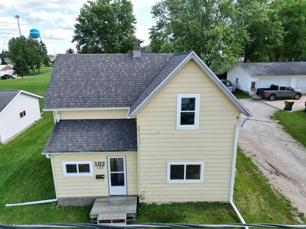 102 5th Ave SW, Waukon, IA 52172