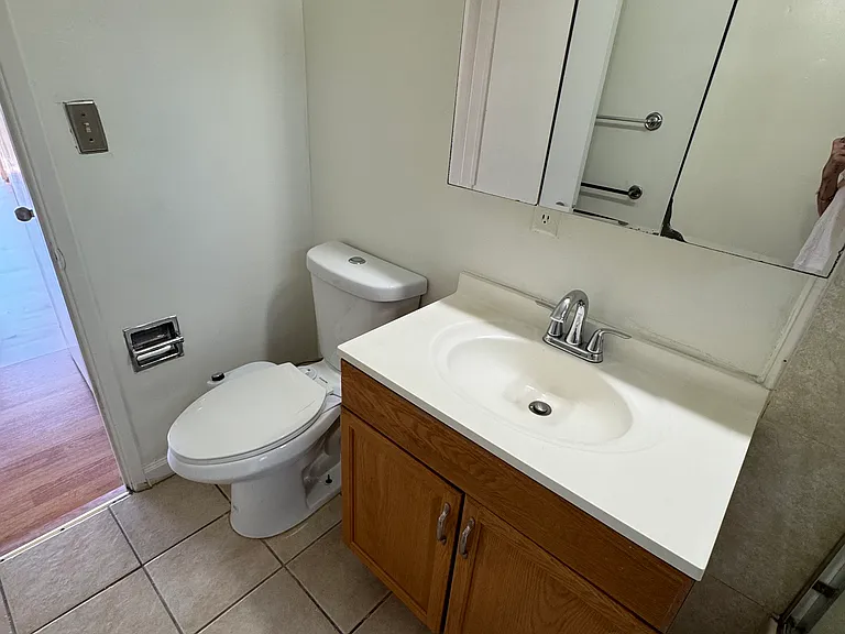 4408 Russell Ave #6 — Photo 7