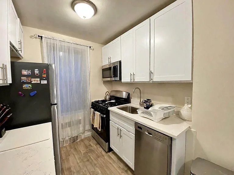 88-11 34th Ave #3S — Photo 7