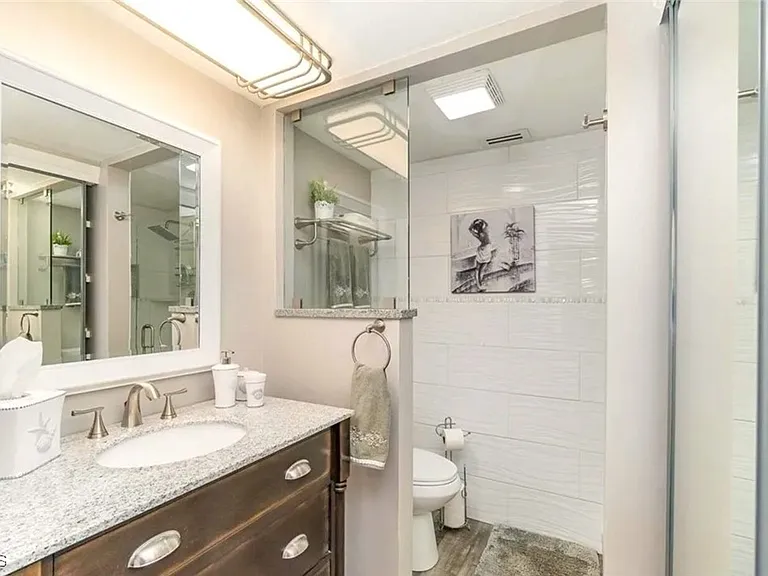 5255 Coronado Pkwy #2 — Photo 12