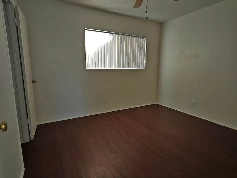7723 Milton Ave — Photo 6