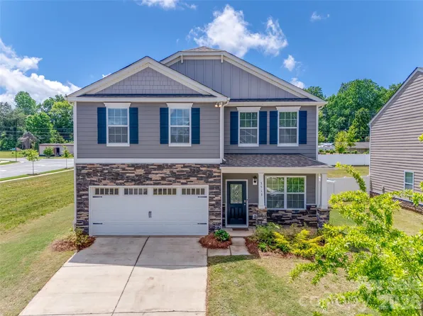3513 Sycamore Crossing Ct, Mount Holly, NC 28120