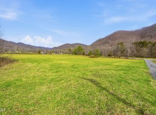 724 Dry Creek Rd, Jonesborough, TN 37659