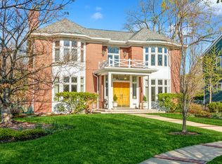 1133 Manor Dr, Wilmette, IL 60091