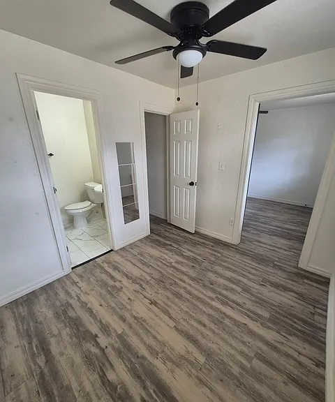 3304 SW 40th St #6 — Photo 5