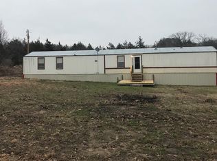 15 Van Zandt Rd, Mead, OK 73449