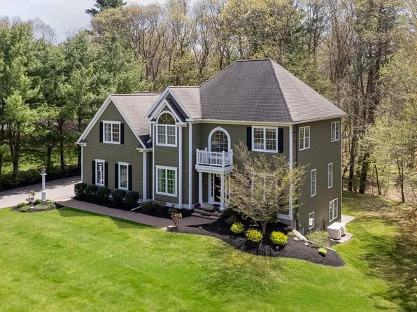 58 Gilmore Rd, Southborough, MA 01772