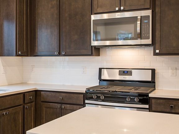 5th image of 2642 S 120th St