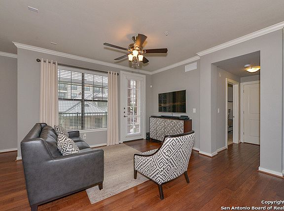 5th image of 7342 Oak Manor Dr