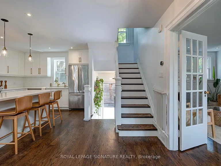 77 Runnymede Rd — Photo 2