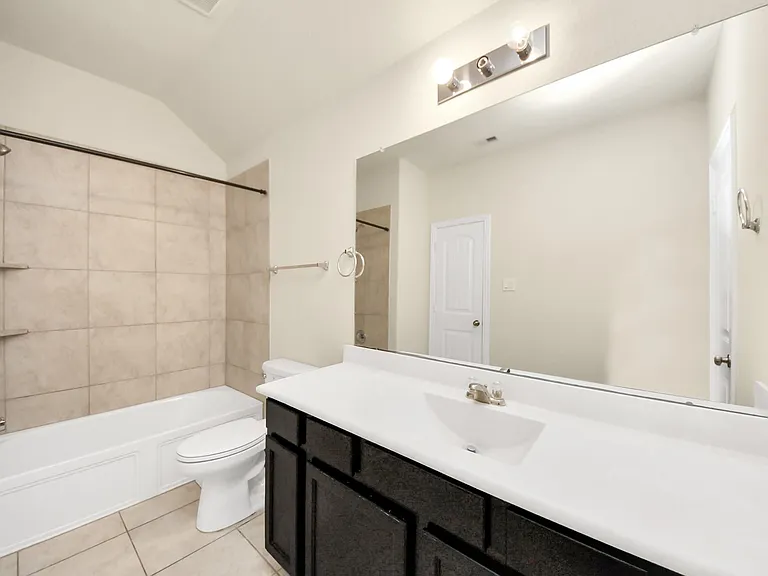 1437 Northwood Springs Dr — Photo 25