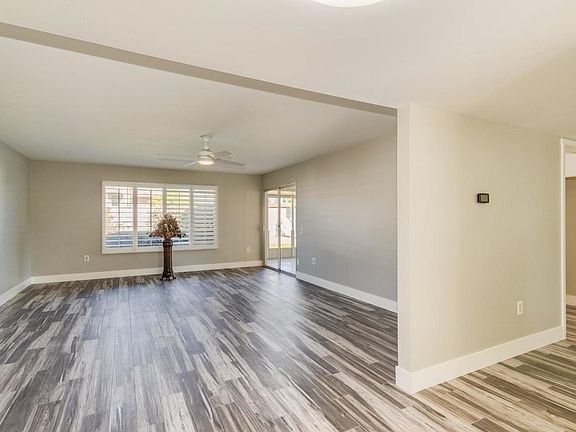 3rd image of 18440 N 101st Dr