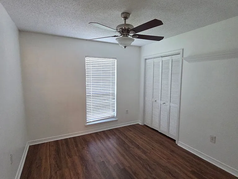 117 Moonraker Dr — Photo 13