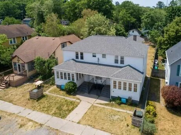 1849 Cherry St, Muskegon, MI 49441