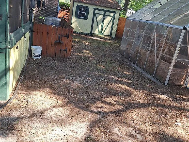 3363 Stonybrook Rd — Photo 4