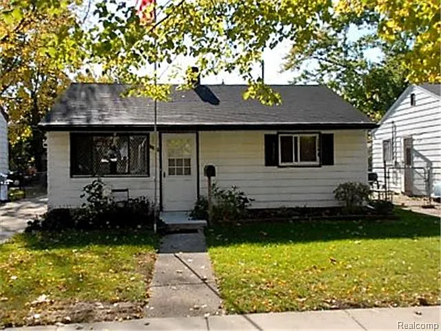 1328 E Goulson Ave photo 1