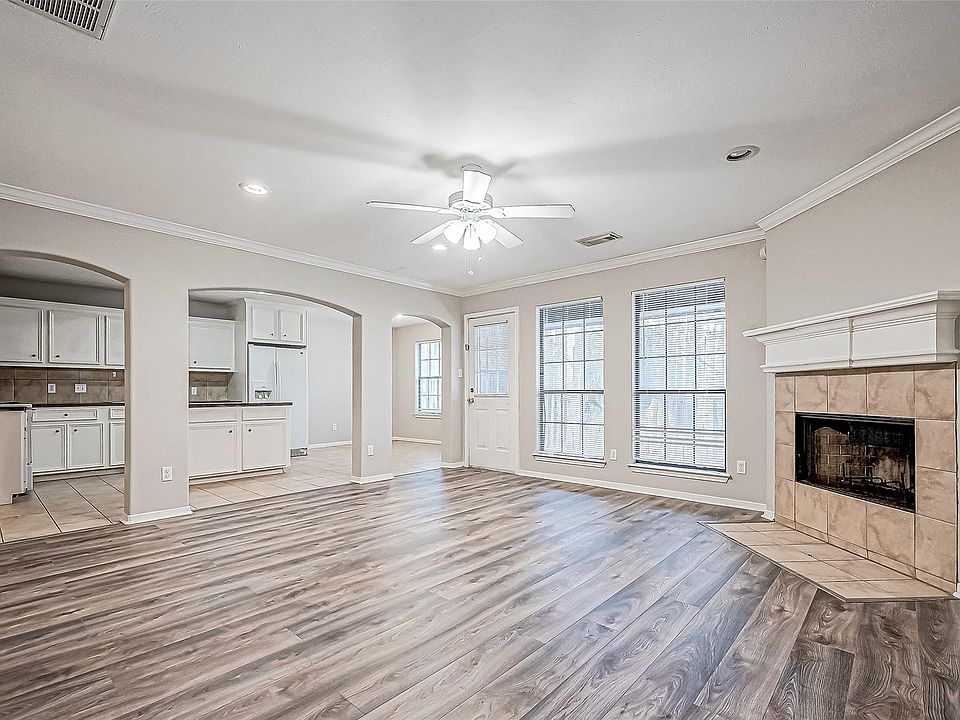 1st image of 10043 Morocco Rd