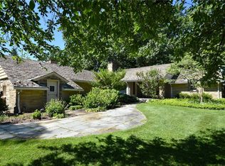 3280 Green Rd, Beachwood, OH 44122